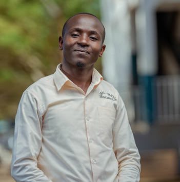 MUSAAZI DEO   TEACHER